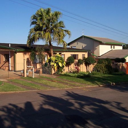 Birdcage B&B Amanzimtoti Exterior foto